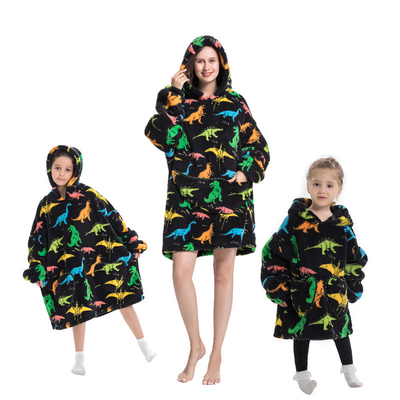 Weicher, bequemer, übergroßer Hoodie-Dekor
